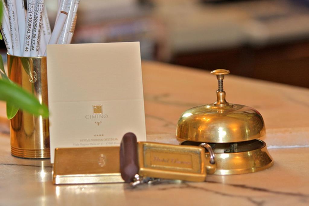 Hotel Vienna Ostenda E Ristorante Il Danubio Римини Экстерьер фото